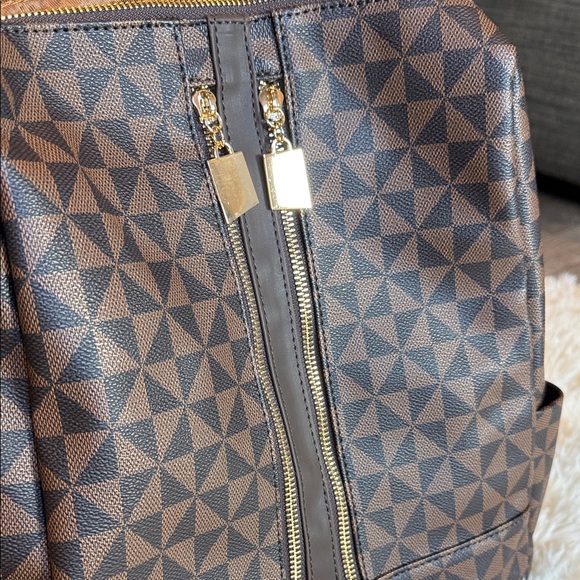 Geometric Pattern Brown Backpack - Picture 5 of 6